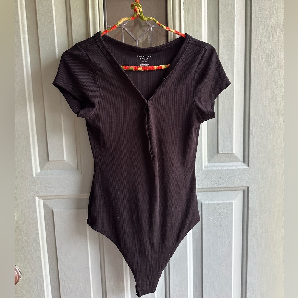 American Eagle Outfitters Black Short-Sleeve V-Neck Ribbed Bodysuit